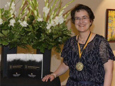Lale Receiving Award Lale Receiving Award